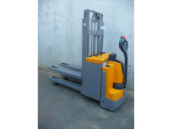 JUNGHEINRICH EJD Hochhubwagen