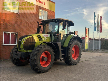 CLAAS Arion 630 Traktor