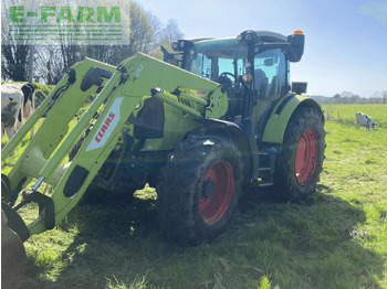 CLAAS Arion 450 Traktor