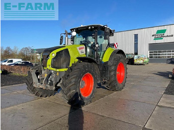 CLAAS Axion 810 Traktor