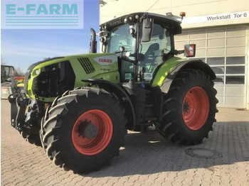 CLAAS Axion 870 Traktor