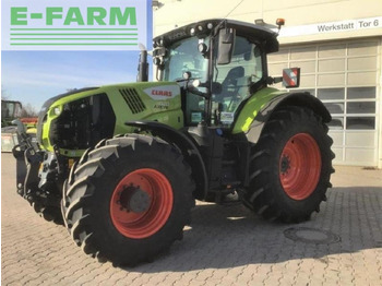 CLAAS Axion 870 Traktor