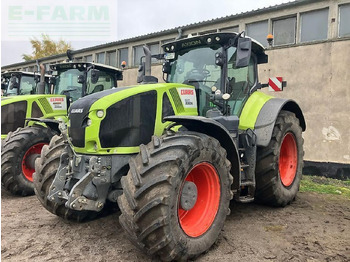 CLAAS Axion 920 Traktor