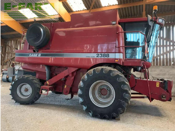 CASE IH Mähdrescher