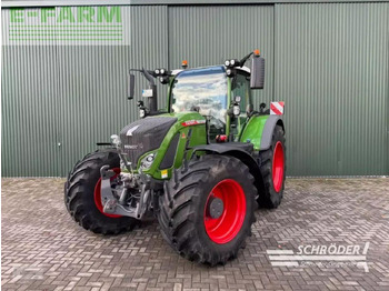 FENDT 724 Vario Traktor