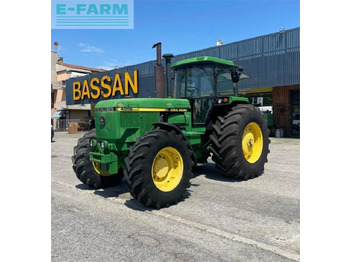 JOHN DEERE 4055 Series Traktor