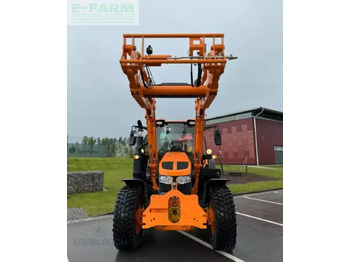 JOHN DEERE 6120M Traktor