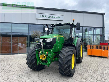 JOHN DEERE 6135R Traktor