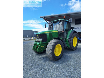 JOHN DEERE 6920 Traktor