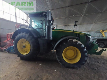 Traktor John Deere 8370 r: das Bild 3