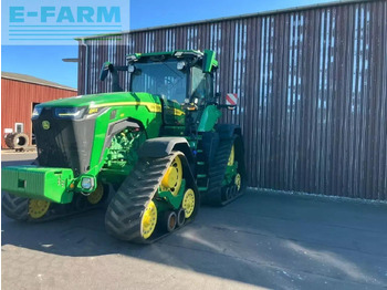 JOHN DEERE Traktor