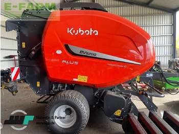 KUBOTA Packenpresse