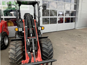 Hoflader Manitou mla 3-25: das Bild 3