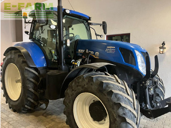 Traktor New Holland T7.220: das Bild 3