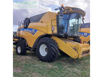 NEW HOLLAND CX series Mähdrescher