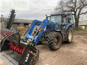 NEW HOLLAND T6 Traktor