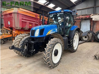 NEW HOLLAND T6000 Traktor