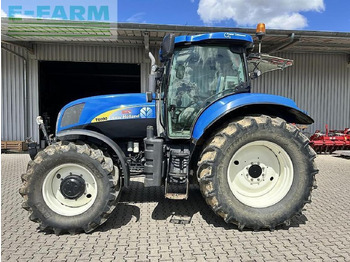NEW HOLLAND T6000 Traktor