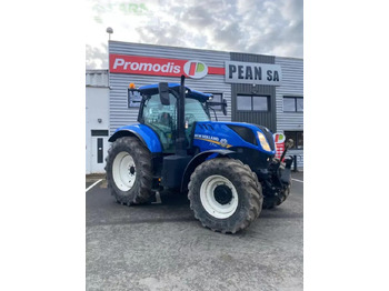 NEW HOLLAND T7 Traktor