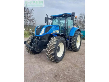 NEW HOLLAND T7 Traktor
