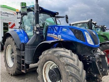 Traktor New Holland t7.275: das Bild 2