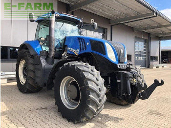 NEW HOLLAND T8 Traktor