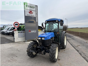 NEW HOLLAND TM Traktor
