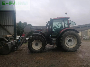 VALTRA N134 Traktor