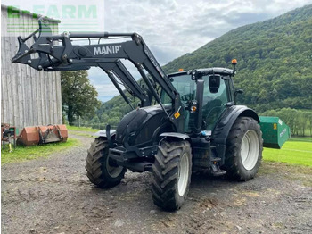 VALTRA N134 Traktor