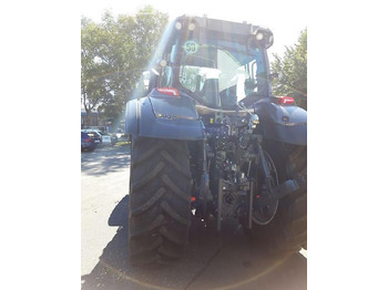 Traktor Valtra q265: das Bild 5