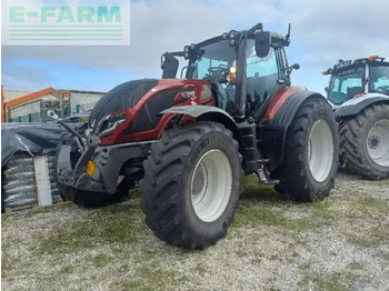 VALTRA T-series Traktor