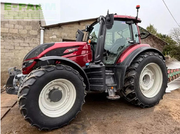 VALTRA T174 Traktor