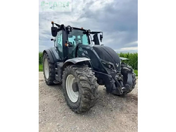 VALTRA T234 Traktor