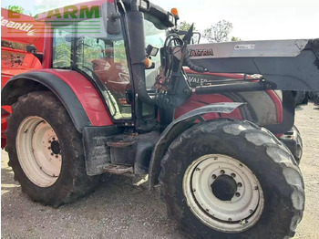 VALTRA N143 Traktor