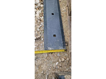 NEU: Baumaschine Sonarol Hardox Unterschraub-/Wendemesser passend zu Sonarol 220 cm Schaufel: das Bild 2 NEU: Baumaschine Sonarol Hardox Unterschraub-/Wendemesser passend zu Sonarol 220 cm Schaufel: das Bild 2