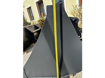 NEU: Ladekran Big Schwergutschaufel 240 cm mit Manitou Aufnahme: das Bild 4