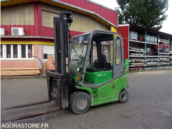 Elektrostapler CHARIOT ÉLÉVATEUR 3 TONNES POSITIONNEUR DE FOURCHES  ELECTRIQUE CESAB: das Bild 2