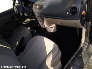 PKW Clio  1.5 dci 1er main du 10.07.2007 131100kms type MRE5222EF558: das Bild 5