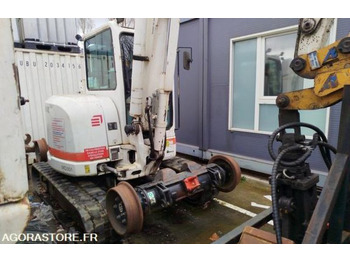 Minibagger MINI PELLE RAIL ROUTE - UNAC 8TRR - 2012 / 4036 HEURES (MD301): das Bild 2