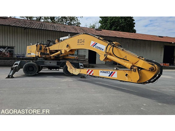 LIEBHERR Bagger