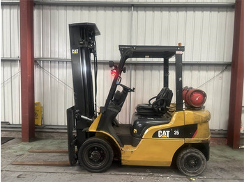 CATERPILLAR GP Treibgasstapler