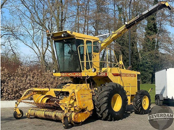 NEW HOLLAND Landmaschine