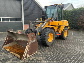 VOLVO L30G Radlader