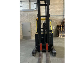 Schubmaststapler Hyster R1.6: das Bild 3