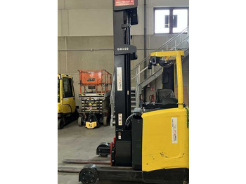 Schubmaststapler Hyster R1.6: das Bild 2