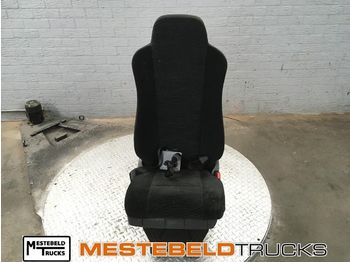 MERCEDES-BENZ Fahrerhaus und Interieur