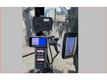 Mobilbagger CAT M315F, OilQuick, Hammer- u- Greifersteuerung: das Bild 3