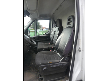 Kastenwagen Camionnette Iveco Daily (2016-134.234 km): das Bild 5