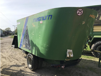 FARESIN Futtermischwagen