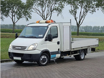 IVECO Daily Pritsche Transporter